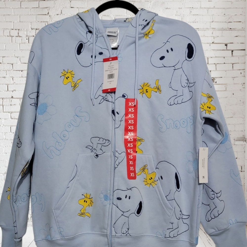 Juniors Size Hoodie - Light Blue Snoopy